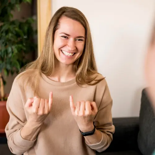 Curso de Libras - Língua Brasileira de Sinais